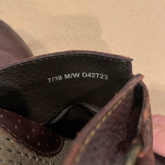 Born size 7 brown leather clog shoes - Picture 7 of 7